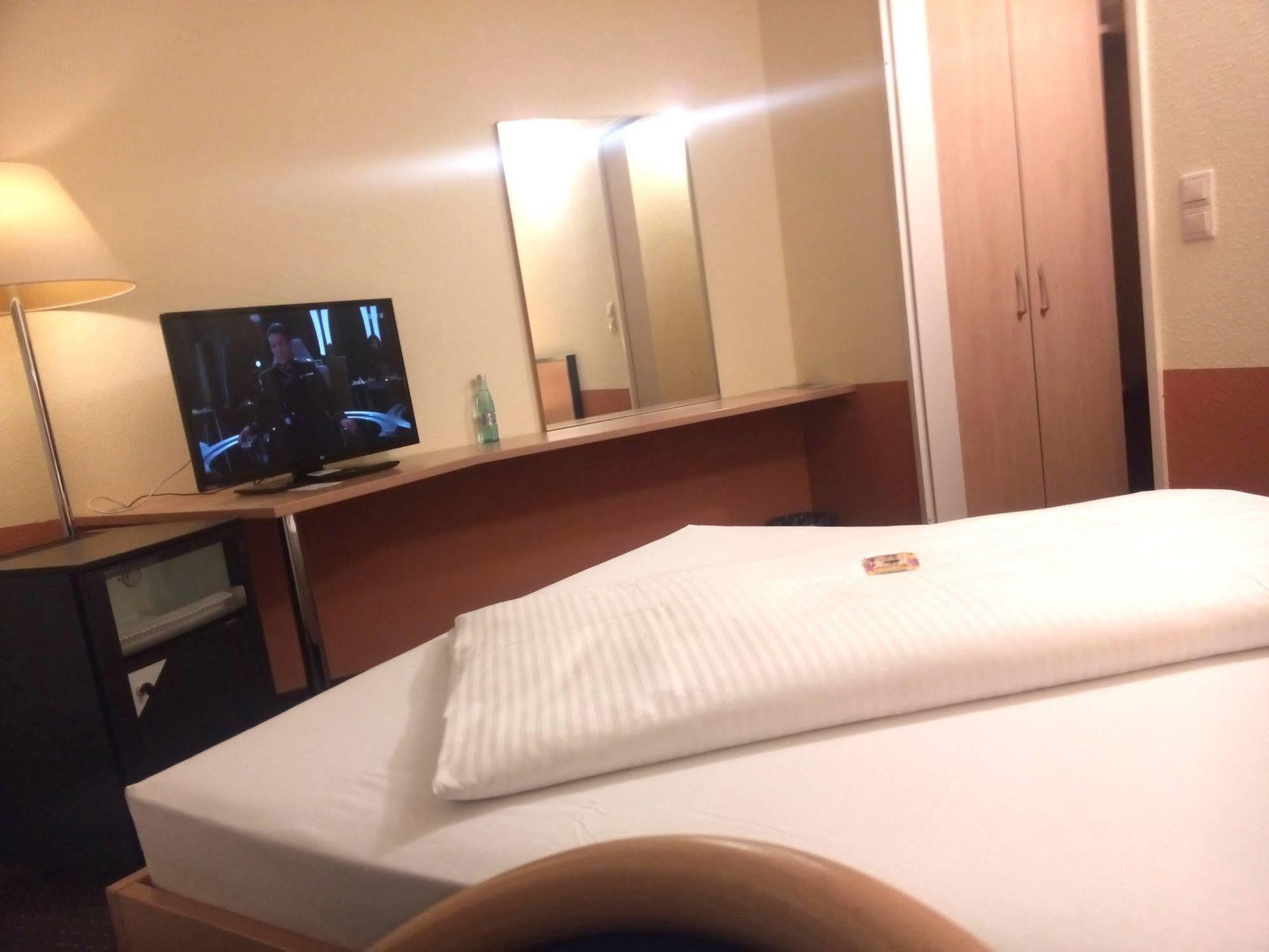 Central Hotel ヴィンネンデン エクステリア 写真